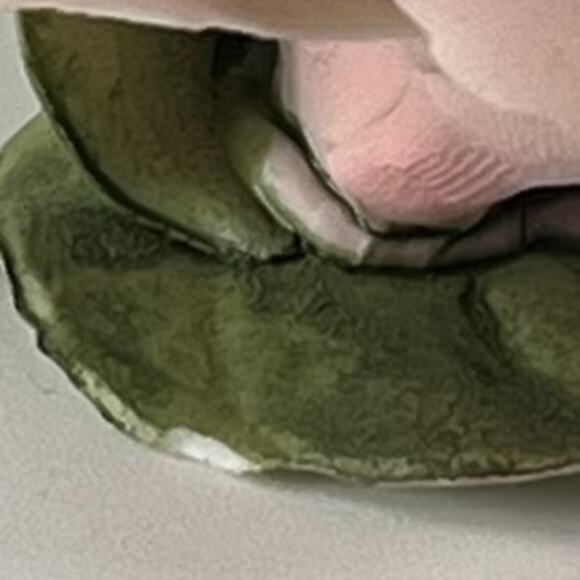 Unmarked Porcelain Pink Rose Flower Handmade Handpainted 1.5" POOR Forever Gift - Picture 10 of 10